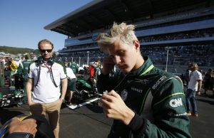 Sochi Autodrom, Sochi, Russia. Sunday 12 October 2014. Marcus Ericsson, Caterham F1. World Copyright: Charles Coates/LAT Photographic. ref: Digital Image _N7T5892