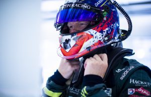 En efterhånden anseelig mængde danskere er nu på startlisten til 53. ADAC Barbarossapreis, lørdagens firetimersløb på Nürburgring Nordschleife. Og nu er også Nicki Thiim meldt klar for Aston Martin Racing i #21 Vantage GT3.