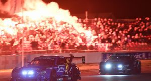 Night Race med stemning: Frederik Nymark måtte i sidste heat kæmpe for at holde tredjepladsen foran Ronnie Bremer (foto: Morten Kimer Hansen).