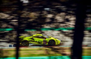 Mikkel Jensen og Frederik Schandorff sluttede på en fjerdeplads i firetimersløbet på Circuit de Barcelona-Catalunya, hvor en uheldig episode i pitlane kostede et potentielt podie.