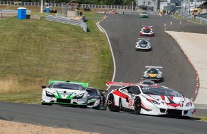 Der stod Lamborghini og Nissen på de bedste placeringer, da Special Saloon Car tog hul på efterårssæsonen på Ring Djursland i weekenden.