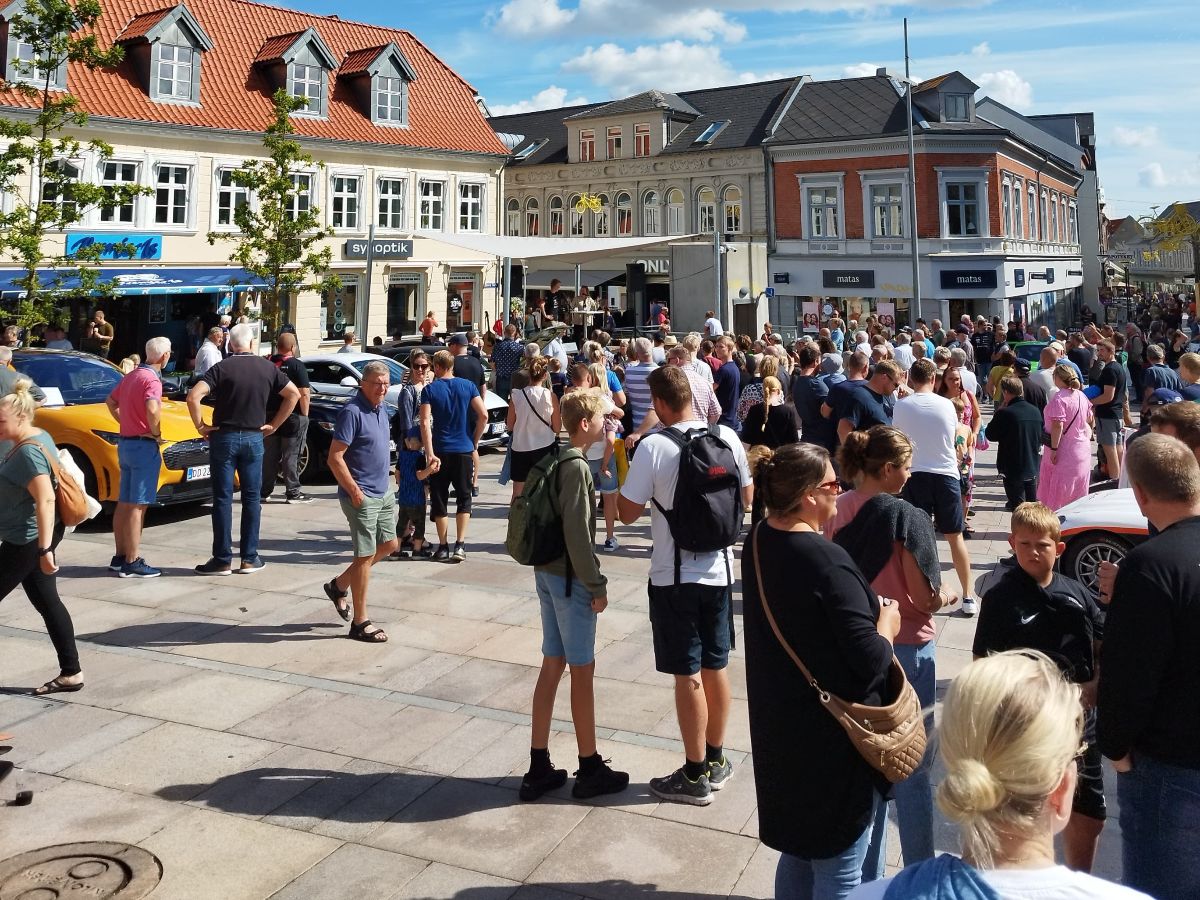 Der var fyldt med mennesker til En Motorsportsdag i Thy i weekenden. Foto: Malthe Jakobsen Motorsport