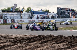 Der er håb for fremtidens danske motorsportsstjerner. Det var tydeligt for alle, der oplevede Formel 4-løbene ved Night Race på Padborg Park.