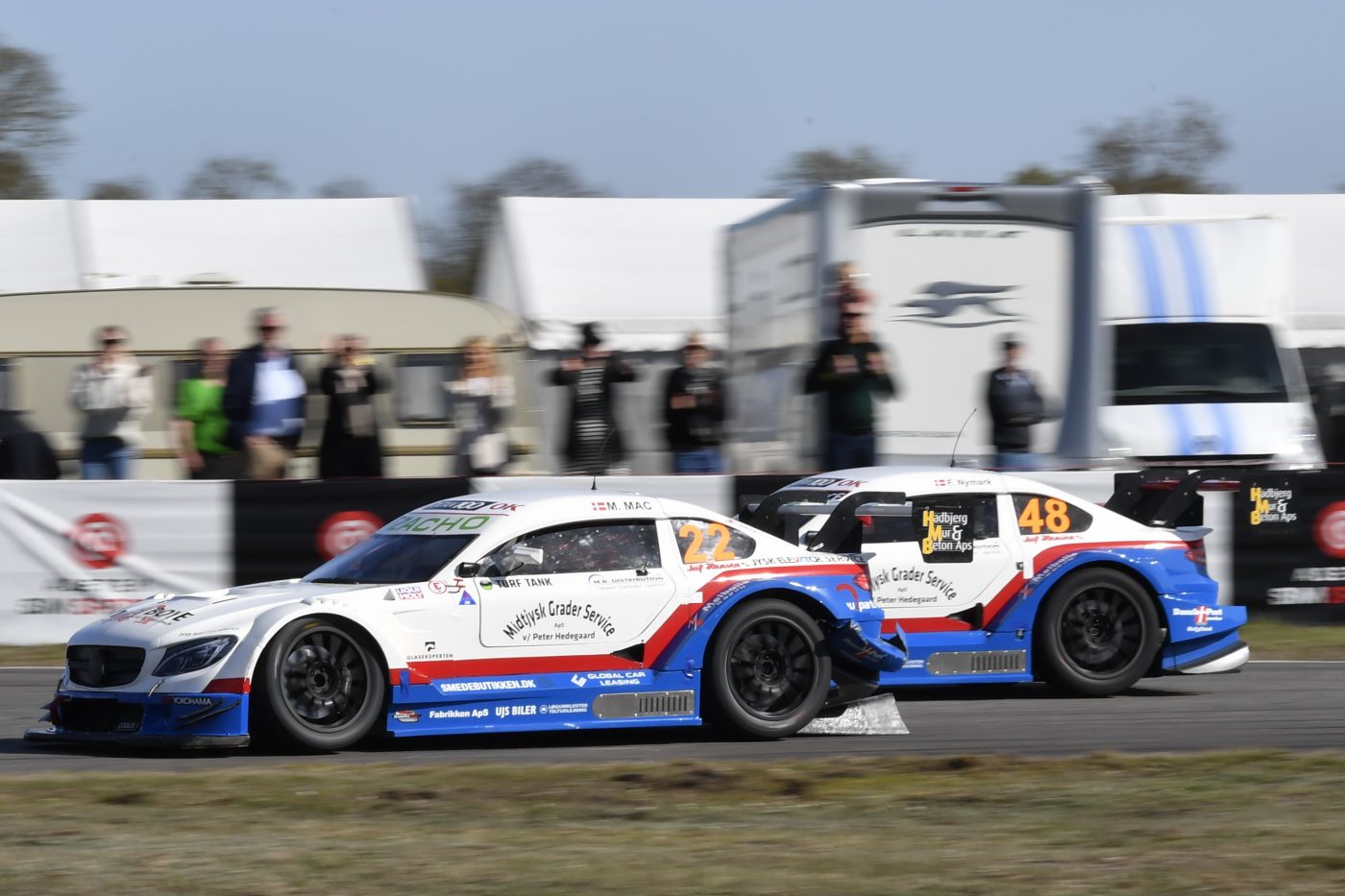 Mikkel Mac (22) og Frederik Nymark (48) har gennem året kæmpet så hårdt og tæt, at man ikke skulle tro, at de er teamkammerater (foto: Morten Kimer Hansen).