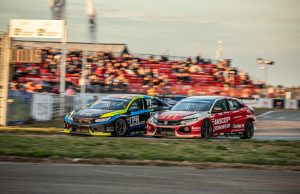 Kasper H. Jensen kommer til finalen med en føring på 23 point ned til Nicolai Sylvest på andenpladsen, mens bare ét point skiller Sylvest og Mike Halder på tredjepladsen.