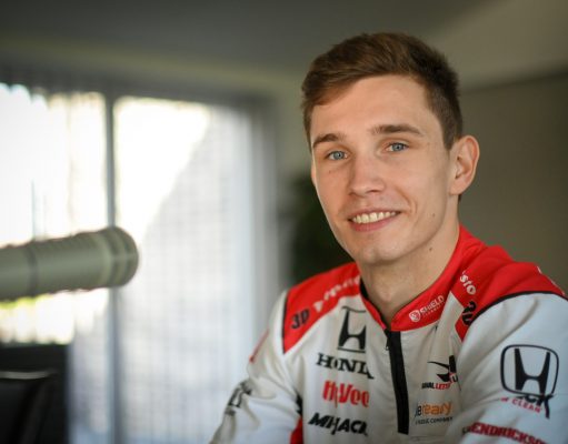 Christian Lundgaard i podcasten Det ternede flag om sin første fulde sæson i Indycar og Indy 500.