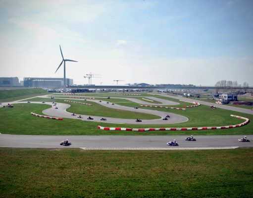 Når det i juni går løs med tredje afdeling af FIA Karting European Championship på lollandske Rødby Karting Ring, så bliver det forhåbentligt med masser af tilskuere til de spændende race – støtte sikrer blandt andet tribuner til den største begivenhed på dansk grund.