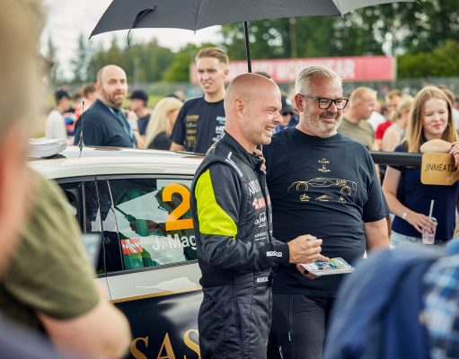 Det lykkedes ikke for Jan Magnussen at sikre sig finalesejren i sidste afdeling af TCR Denmark, hvor Cupra-køreren måtte udgå fra andet heat efter en påkørsel.