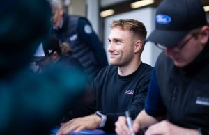 Der skal sikkert skrives mange autografer til amerikanske Mustang-fans, når Mikkel O. Pedersen deltager i den amerikanske VM-afdeling (foto: Ford).