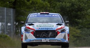 I pinsen vendte Ib Kragh tilbage til Avedøre Holme for at deltage i et rallysprint. Det er godt 30 år siden, at han sidst havde kørt rally på området, og sammen med Bo Mølgaard kørte han sin Hyundai i20N Rally2 til en generel tredjeplads og en andenplads i klassen.