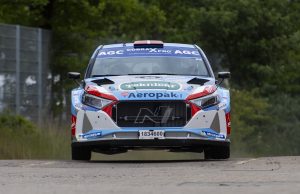 I pinsen vendte Ib Kragh tilbage til Avedøre Holme for at deltage i et rallysprint. Det er godt 30 år siden, at han sidst havde kørt rally på området, og sammen med Bo Mølgaard kørte han sin Hyundai i20N Rally2 til en generel tredjeplads og en andenplads i klassen.