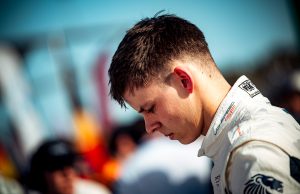 Stærk fart, tidlig exit: Bastian Buus sendt ud af GTWC-premiere