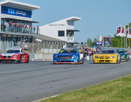 Kan man forudsige vinderen af sæsonens løb i Selected Car Group Super GT, er der gode præmier at vinde i DASU RaceManager (foto: Stumpphoto).