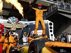 Christian Lundgaard sejrer på Indy Road Course!