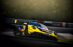 Bastian Buus sluttede i top-10 efter 24 benhårde timer på Nürburgring