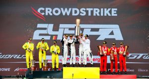 Spa-Francorchamps: Nicklas Nielsen på podiet efter 24 dramatiske timer Den danske Ferrari-fabrikskører og resten af holdet bag AF Corse kæmpede sig tilbage fra flere tilbageslag og sikrede en stærk tredjeplads i årets udgave af den belgiske langdistanceklassiker.