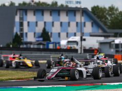 Stærk europæisk dobbeltweekend for STEP Motorsport Det danske talentteam sikrede topplaceringer i både Formula 4 Central European Zone og Radical Cup Europe på de europæiske racerbaner.