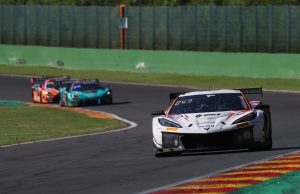 ”Megafedt at køre mit første 24-timersløb” I den forgangne weekend gik en drøm i opfyldelse for Mikkel Gaarde Pedersen, da han på Spa-Francorchamps-banen i Belgien deltog i – og gennemførte – sit første 24-timersløb, hvor han var én af fire kørere i Steller Motorsports Corvette Z06 GT3 R.