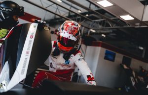 Gravlund viste fart på Imola Sebastian Gravlund sluttede på en syvendeplads på Imola efter hård kamp i tredje afdeling af European Le Mans Series.
