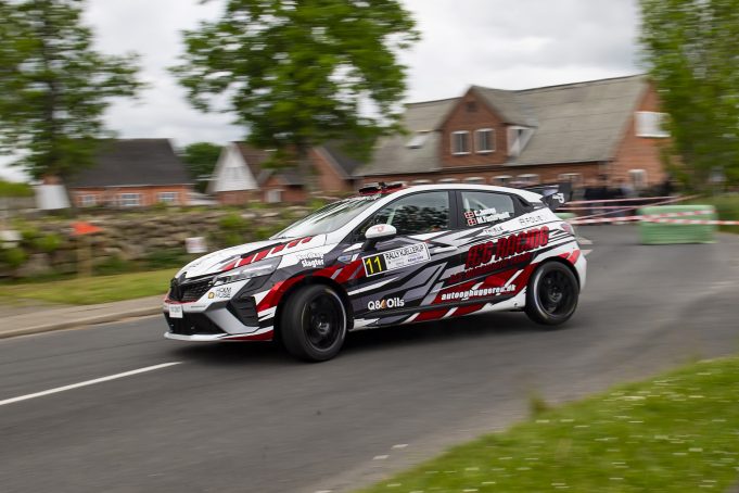 Dansk Super Rally afgøres i Rally Stoholm Carsten Jensen og Michael Fasterholdt har konstant været med i toppen af feltet i Dansk Super Rally (foto: Jokum Tord Larsen).