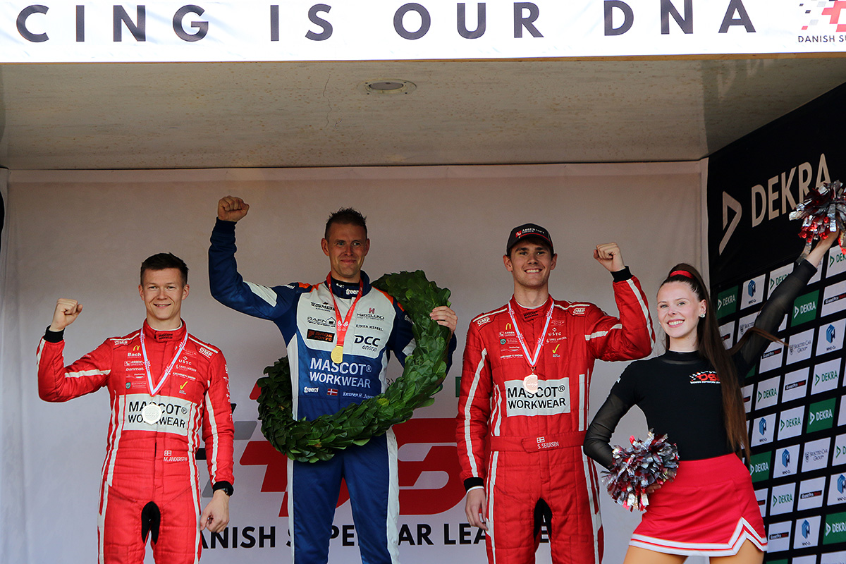 Top 3 i Super GT-mesterskabet; Kasper H. Jensen foran Martin Andersen og Simon Seiersen
Copyright Ewert Foto