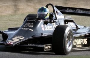 JPS-farverne vender tilbage til F1 med Lotus Racing i 2011