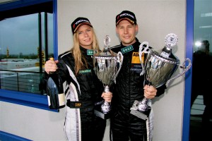  Christina Nielsen og Allan Simonsen efter en sejr i ADAC GT Masters 2013, hvor Christina endte med at vinde rookie mesterskabet.