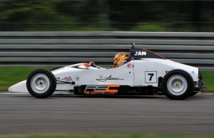 FF-2014-11 – Jan Jønck har indtil nu scoret to sejre i sin debutsæson i Formel Ford.