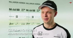 Kevin Magnussen i Aquila FD01 for Fukamuni Racing