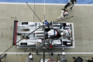 Porsche 919 Hybrid, Porsche Team: Romain Dumas, Neel Jani, Marc Lieb