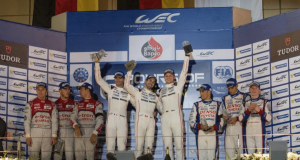 Mark Webber, Brendon Hartley og Timo Bernhard har vundet World Endurance Champion (WEC) 2015 i LMP1-klassen