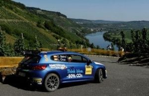 Volkswagen kan være på vej til WRC - måske med Scirocco som her, hvor Carlos Sainz åbner specialprøver i Rally Deutschland