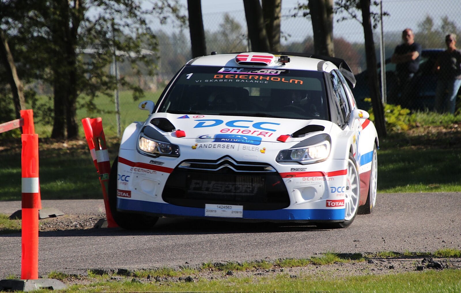 Det blev Esben Hegelund og Mie Johansen, der tog den samlede sejr i John Frederiksen – Brøndby Rally Roskilde 2019 – femte afdeling af Autoplus Dansk Super Rally.
