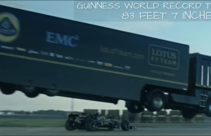 Marco Sørensen kører under Renault Magnum teamtruck