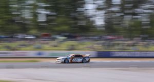 Jan Magnussen kørte først over målstregen i tredje løb efter duel med Casper Elgaard om sejren.