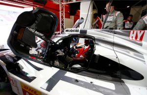 Kevin Magnussen tester 919 Hybrid for Porsche - Foto: Porsche Motorsport via Twitter
